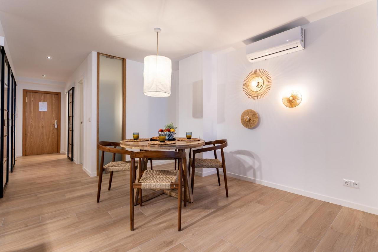 Luxury Beachfront Living On The With Big Terrace * Torremolinos